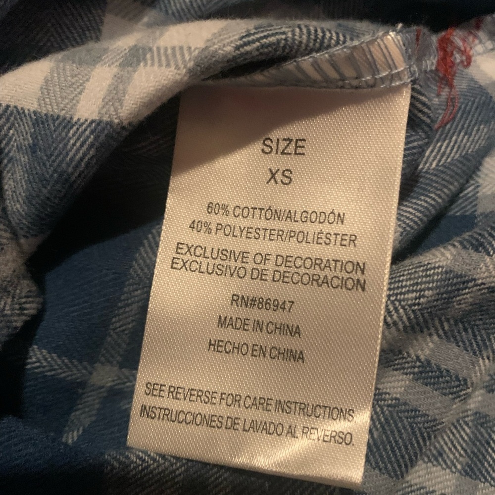 Yellowstone XS Blue and White plaid Button Down Dutton Ranch Embroidered Patch - Picture 6 of 7